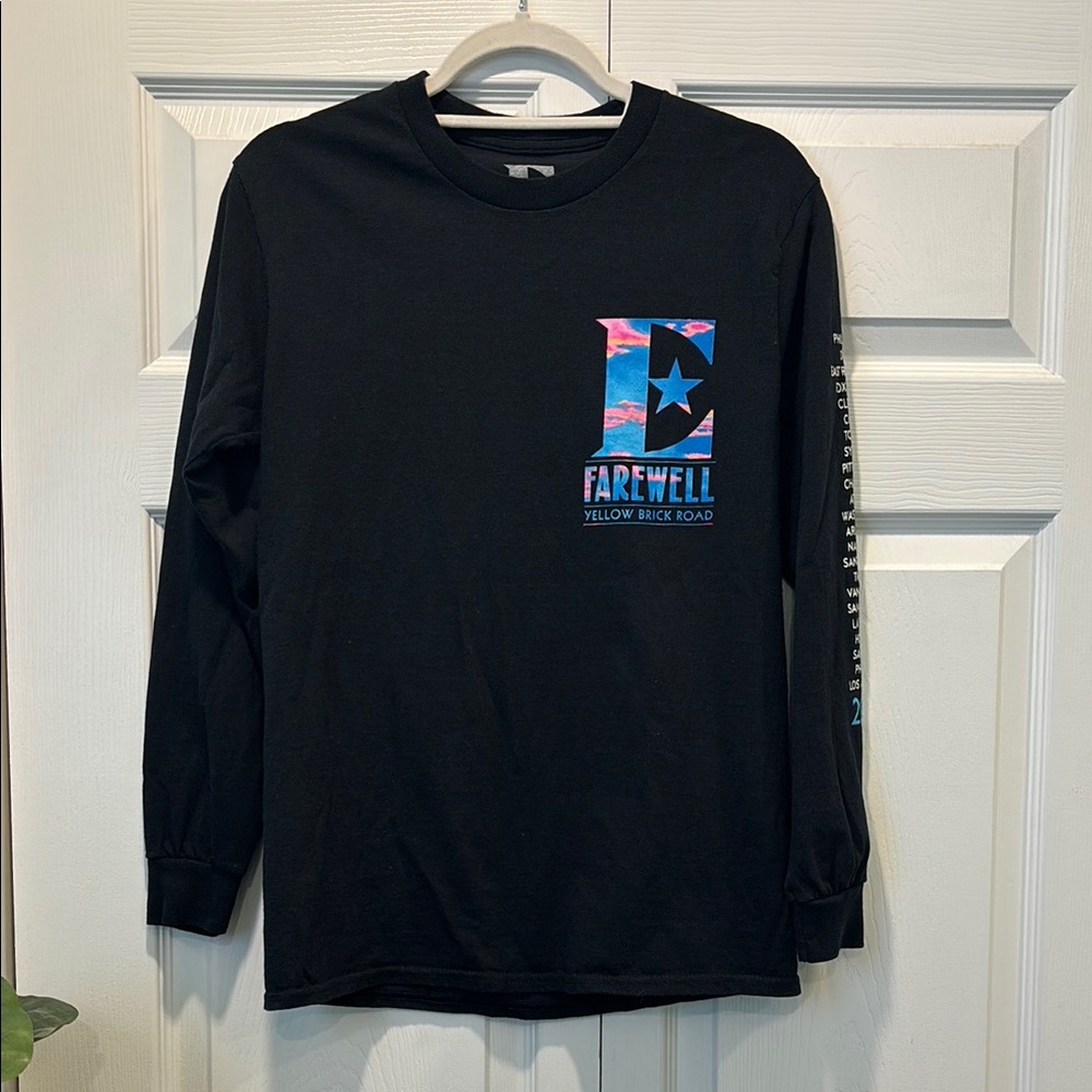 Elton John Farewell Yellow Brick Road 2022 Black Long Sleeve Graphic Tee Small